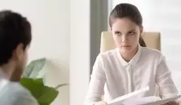 Ненавидеть коллег может быть полезно для карьеры, утверждают психологи.webp