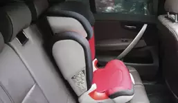 Россиян ещё больше начнут штрафовать за отсутствие детского кресла.webp