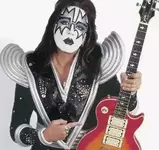 Умер сооснователь легендарной группы Kiss Пол Дэниел «Эйс» Фрейли.webp