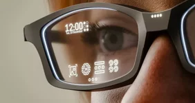 Cтуденты арендуют ИИ-очки для списывания на экзаменах.webp